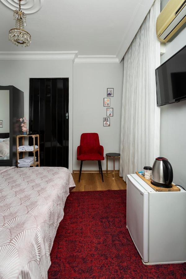 8 Rooms House Balcova Exterior photo
